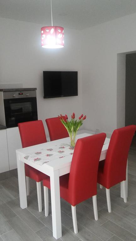 Apartment Vedran Kaštela エクステリア 写真
