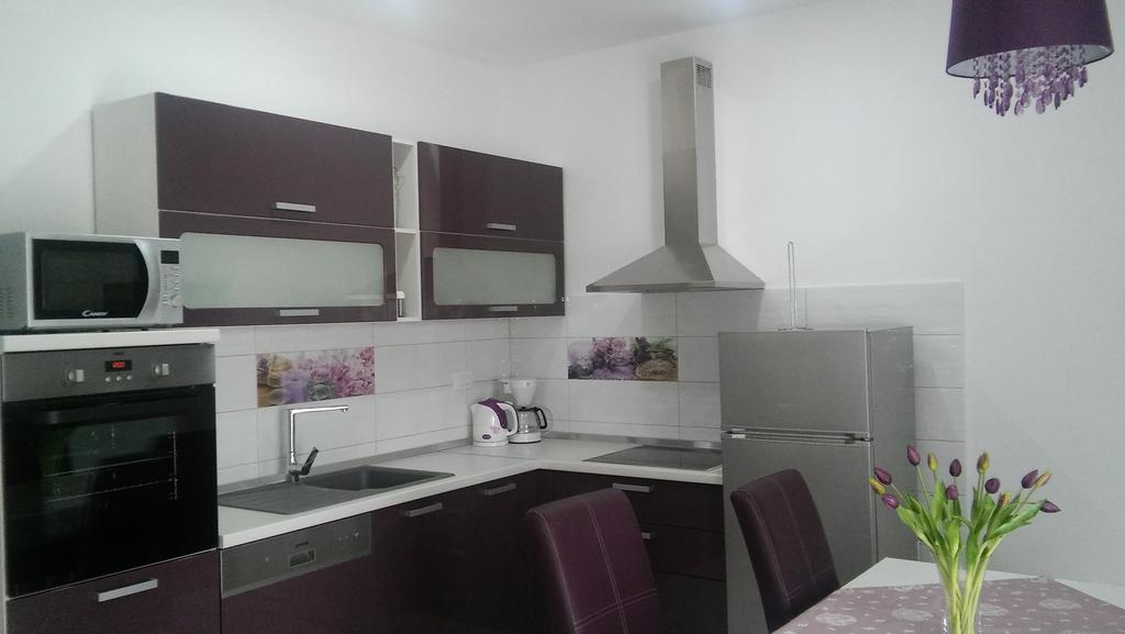 Apartment Vedran Kaštela エクステリア 写真